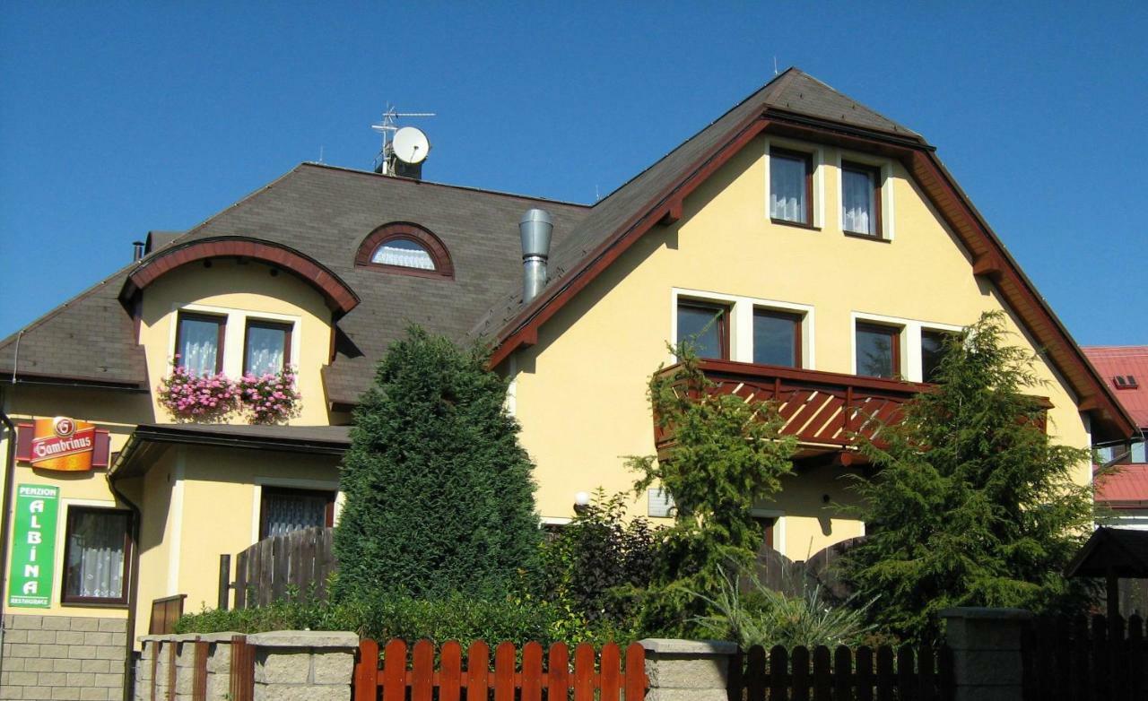 Penzion Albina - Restaurace Vysoke nad Jizerou Exterior photo